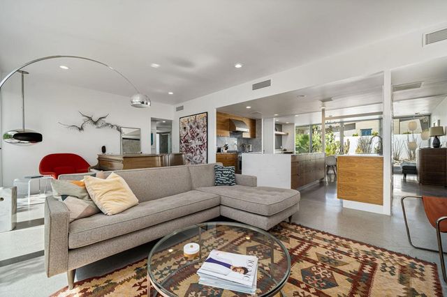 3133 N Sunnyview Drive, Palm Springs, CA 92262
