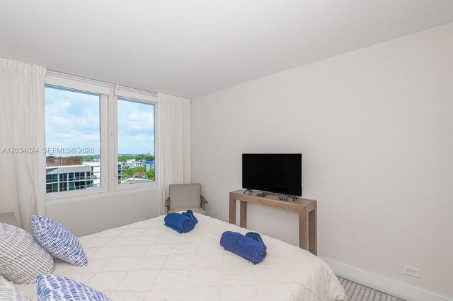 2301 Collins Avenue 926, Miami Beach, FL 33139