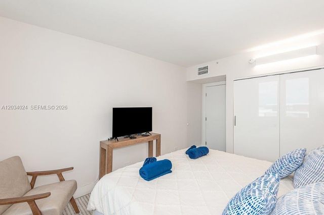 2301 Collins Avenue 926, Miami Beach, FL 33139