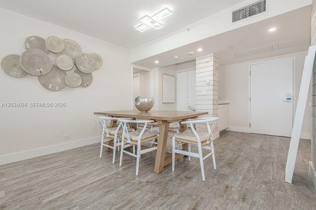 2301 Collins Avenue 926, Miami Beach, FL 33139
