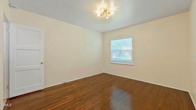 3250 Las Lunas Street, Pasadena, CA 91107