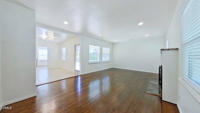 3250 Las Lunas Street, Pasadena, CA 91107