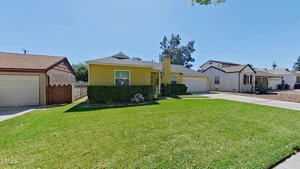 3250 Las Lunas Street, Pasadena, CA 91107