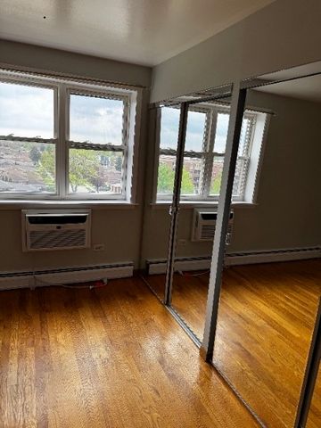 4600 N Cumberland Avenue 613, Chicago, IL 60656