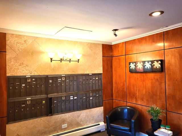 4600 N Cumberland Avenue 613, Chicago, IL 60656