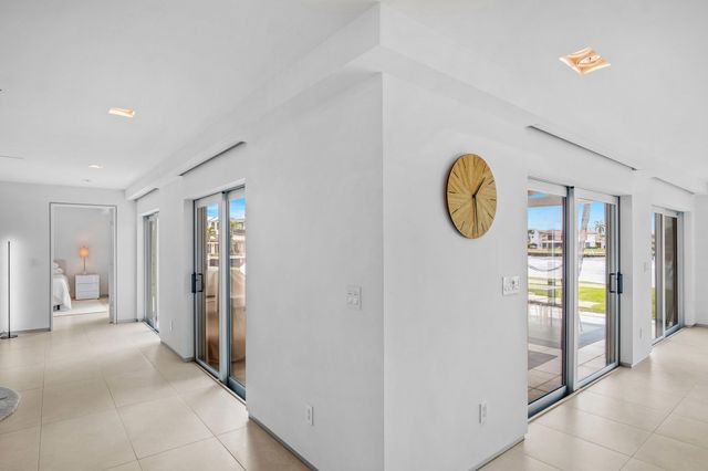 35 Castle Harbor Isle Drive, Fort Lauderdale, FL 33308