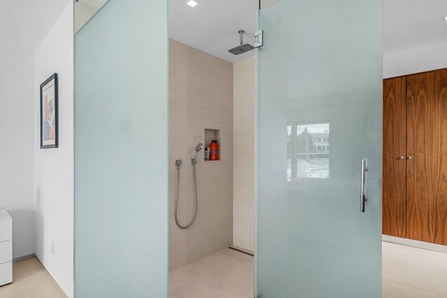 35 Castle Harbor Isle Drive, Fort Lauderdale, FL 33308