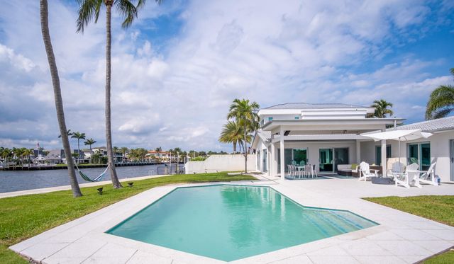 35 Castle Harbor Isle Drive, Fort Lauderdale, FL 33308