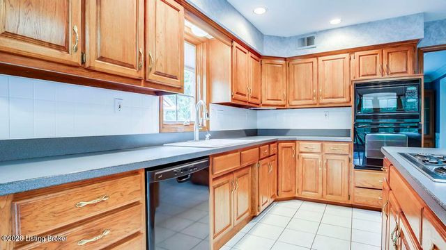 10306 Spring Meyer Rd, Louisville, KY 40223