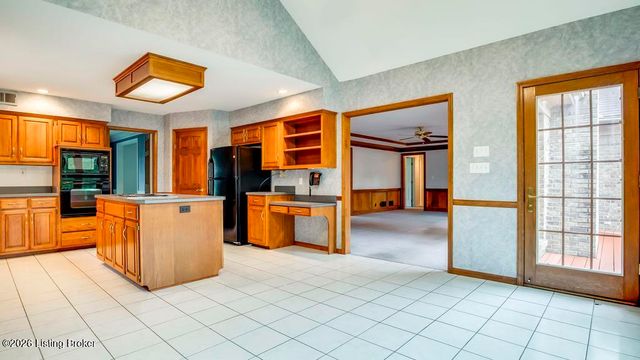 10306 Spring Meyer Rd, Louisville, KY 40223