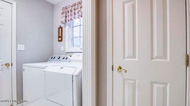 10306 Spring Meyer Rd, Louisville, KY 40223