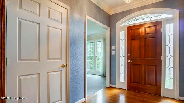 10306 Spring Meyer Rd, Louisville, KY 40223