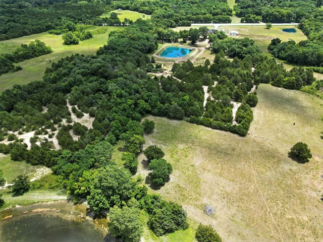 3823 State Highway 11, Bonham, TX 75418