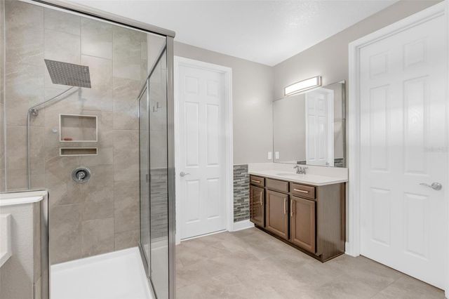 2415 SANTA VISTA LOOP, Apopka, FL 32703