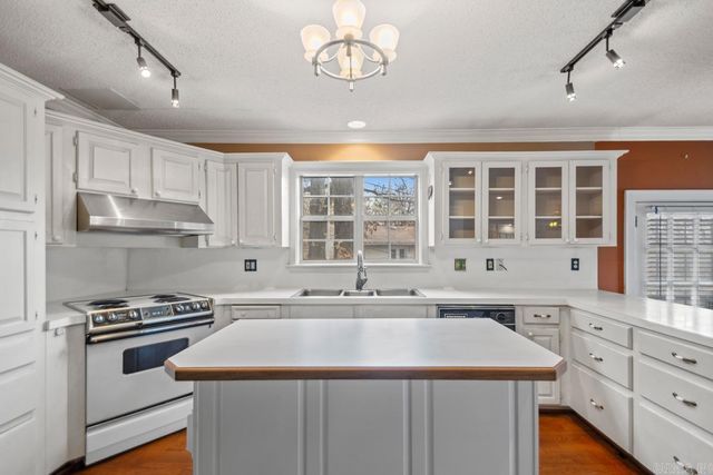 2821 Delmar Avenue, North Little Rock, AR 72116