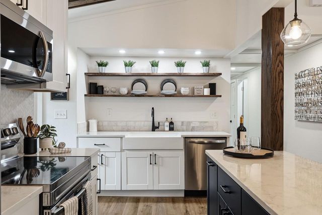 W5613 Cherokee Lane, New Lisbon, WI 53950