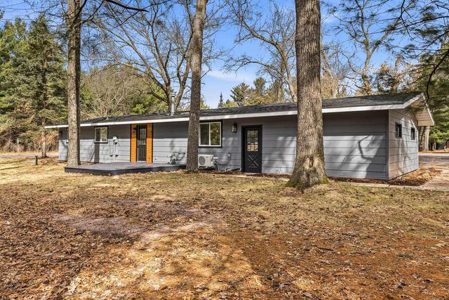 W5613 Cherokee Lane, New Lisbon, WI 53950