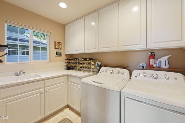 2340 Condor Drive, Redmond, OR 97756