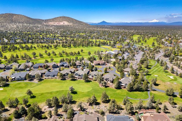 2340 Condor Drive, Redmond, OR 97756