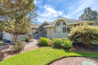 2340 Condor Drive, Redmond, OR 97756