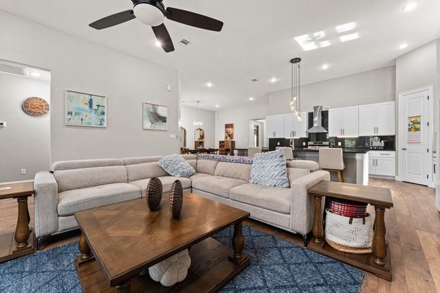 222 Elk Drive, Crosby, TX 77532