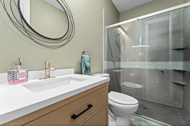 222 Elk Drive, Crosby, TX 77532