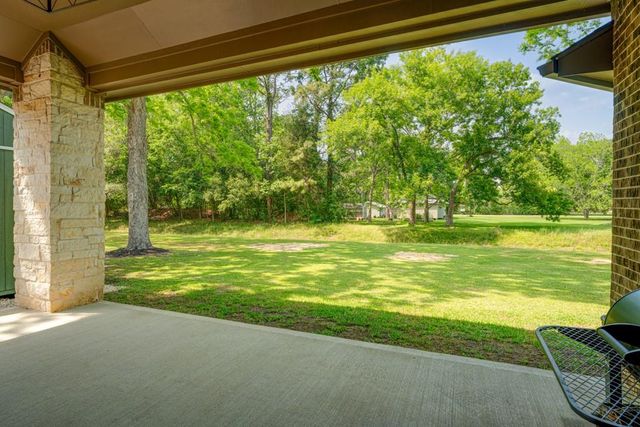 222 Elk Drive, Crosby, TX 77532