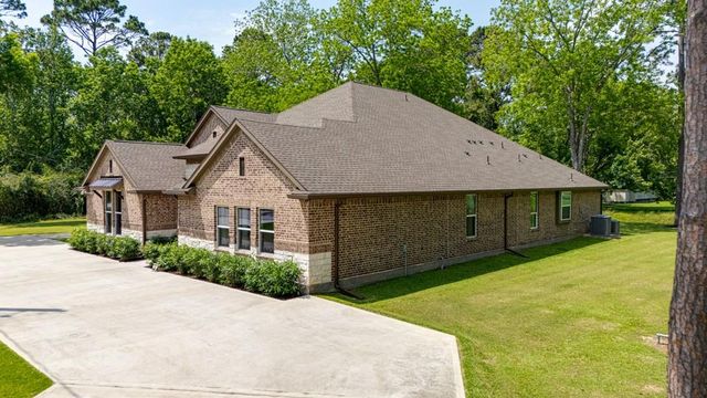 222 Elk Drive, Crosby, TX 77532