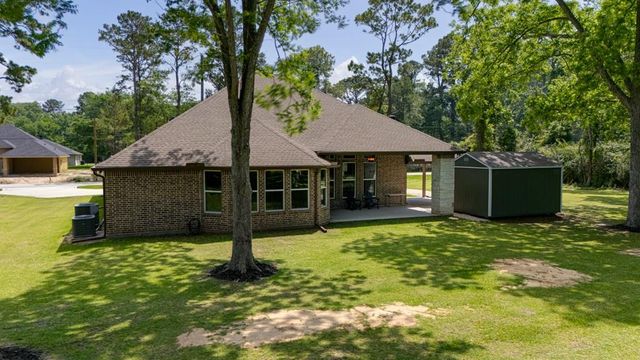 222 Elk Drive, Crosby, TX 77532
