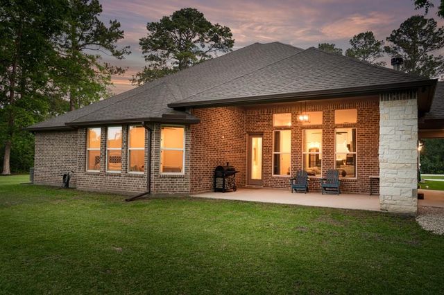 222 Elk Drive, Crosby, TX 77532
