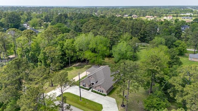 222 Elk Drive, Crosby, TX 77532