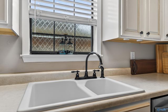 105 Kristen Lane, Hazel Green, AL 35750