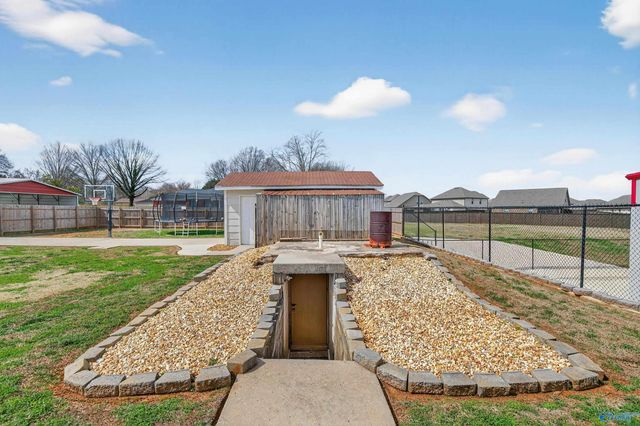 105 Kristen Lane, Hazel Green, AL 35750