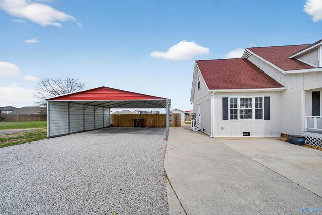 105 Kristen Lane, Hazel Green, AL 35750