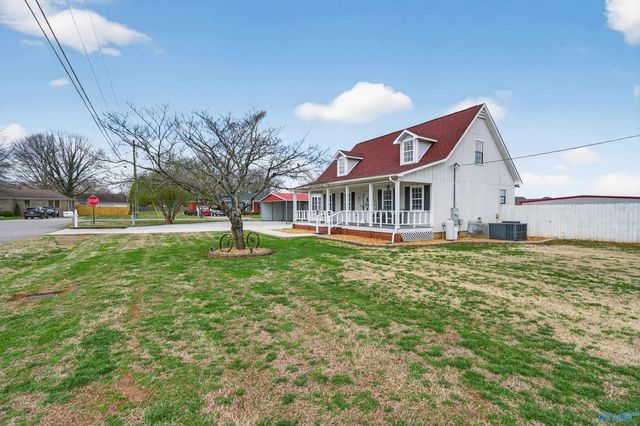 105 Kristen Lane, Hazel Green, AL 35750