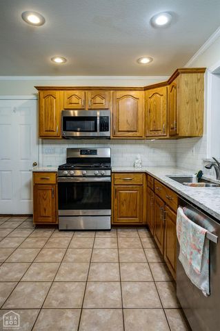 321 Oxford Cove, Jonesboro, AR 72404
