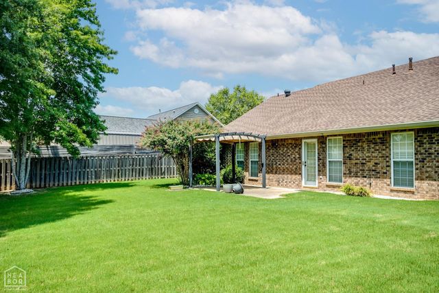 321 Oxford Cove, Jonesboro, AR 72404
