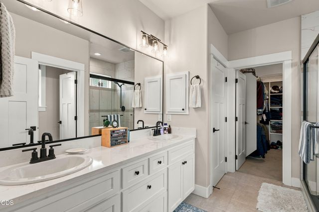 3878 Arena Drive, Medford, OR 97504