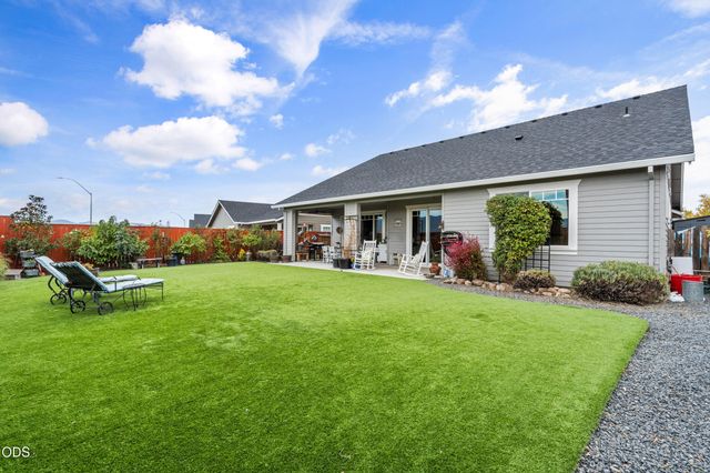 3878 Arena Drive, Medford, OR 97504