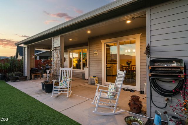 3878 Arena Drive, Medford, OR 97504