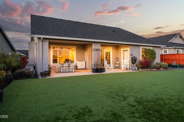 3878 Arena Drive, Medford, OR 97504