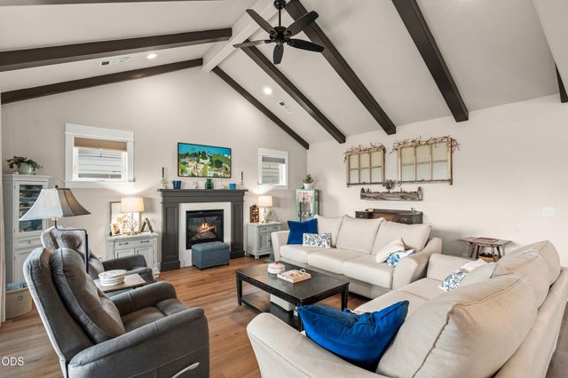 3878 Arena Drive, Medford, OR 97504