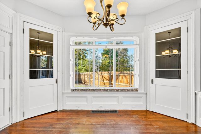 385 W Main Street, Logan, OH 43138