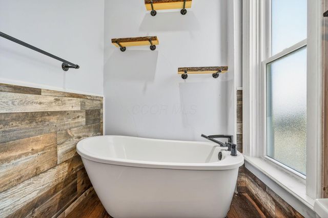 385 W Main Street, Logan, OH 43138