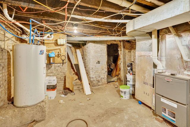 385 W Main Street, Logan, OH 43138