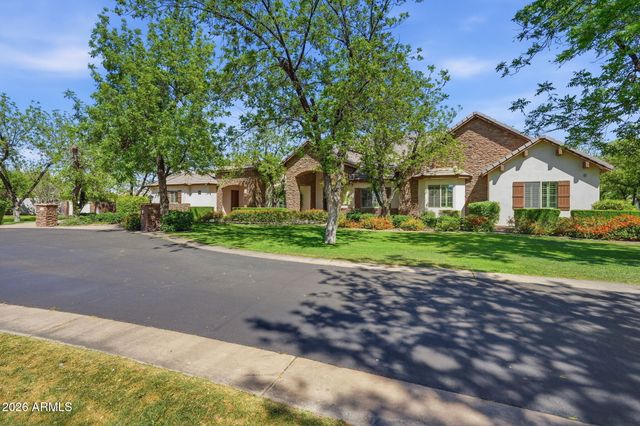 24055 S 201ST Way, Queen Creek, AZ 85142