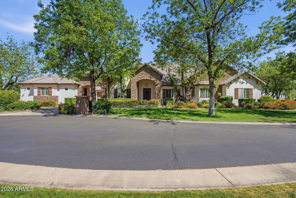 24055 S 201ST Way, Queen Creek, AZ 85142