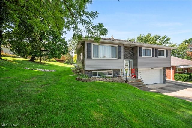 1924 Lincoln Road, Wickliffe, OH 44092