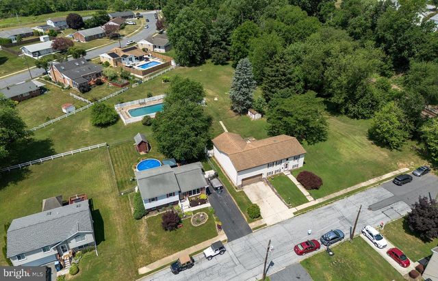 124 EVERGREEN ST, Hummelstown, PA 17036