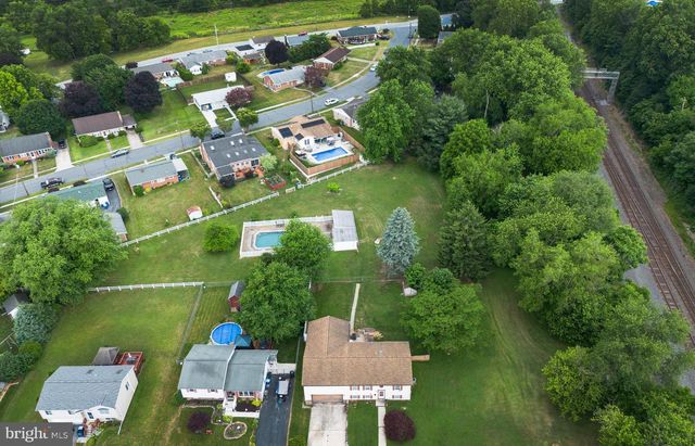 124 EVERGREEN ST, Hummelstown, PA 17036